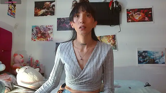 Sakura and yuki online show from October 2025 04:29:01 PM