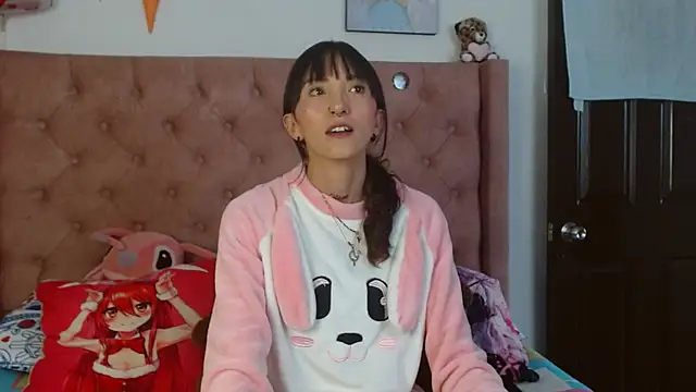Sakura and yuki online show from March 2025 03:29:01 PM
