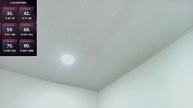 Samyq8 online show from December 2025 01:17:01 AM