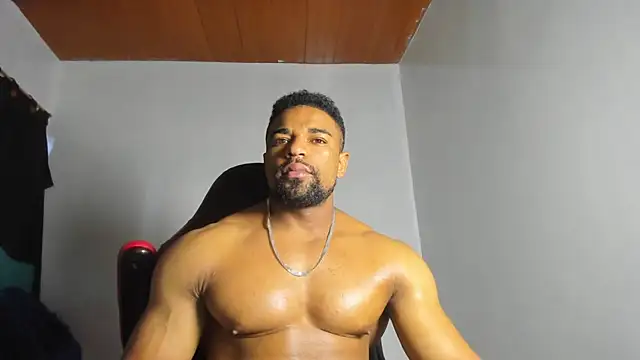 estebanlobo- online show from September 2025 11:03:01 PM