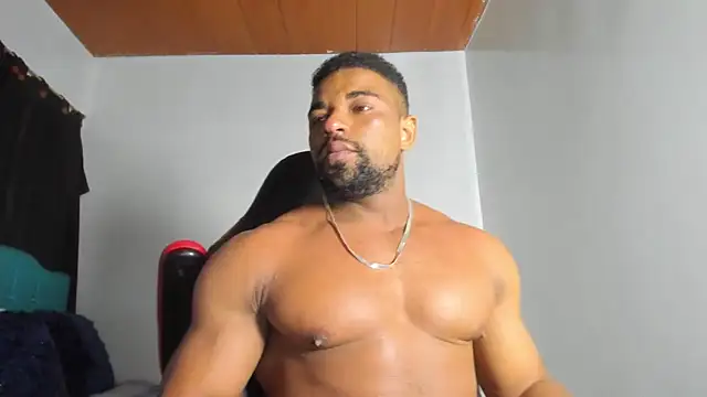 estebanlobo- online show from September 2025 05:45:02 PM