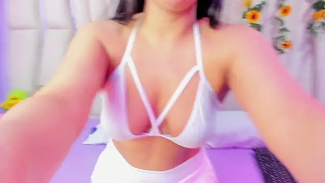 Cristal horny69 online show from October 2025 03:30:02 AM