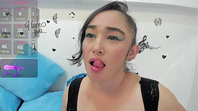 charlotte-11 online show from January 2026 04:43:02 PM