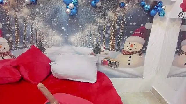 charlotte-11 online show from December 2025 04:27:01 PM