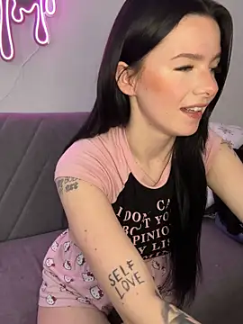 RoxiBlack online show from April 2026 06:47:02 AM