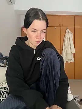 RoxiBlack online show from February 2026 08:00:02 AM