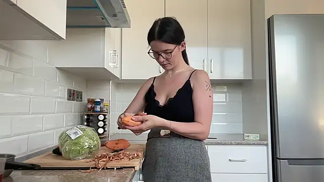 RoxiBlack online show from November 2025 07:35:02 AM