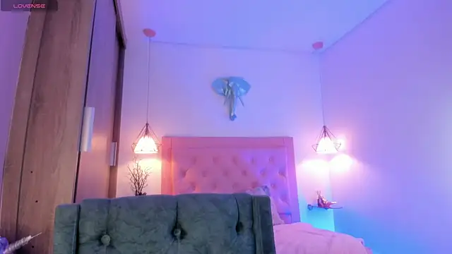 kimmy099 online show from March 2025 01:43:02 AM