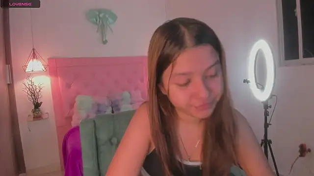 kimmy099 online show from February 2025 11:08:02 PM