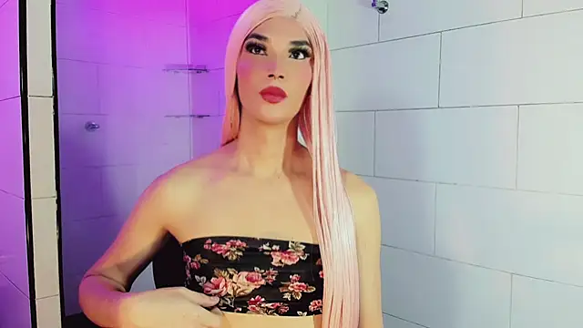 Victoria Kastelo online show from November 2025 07:19:02 PM