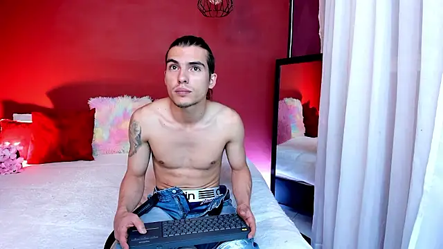  Tattoo Couple online show from February 2026 02:17:02 PM