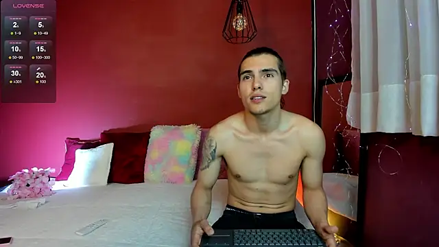  Tattoo Couple online show from November 2025 02:06:02 PM