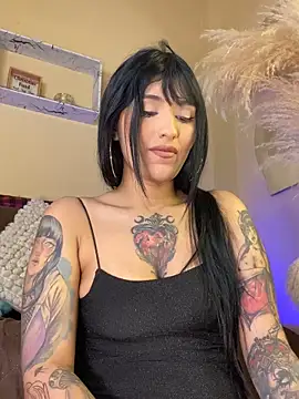 Snapshot of Sweetie_Arianna chatting on September 2025 02:10:01 AM Sweetie Arianna online show from September 2025 02:10:01 AM