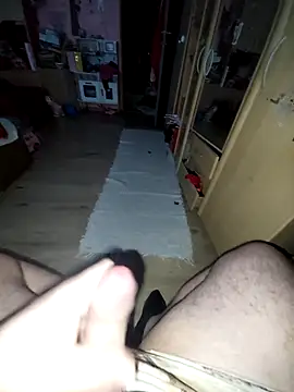 Snapshot of Yolinga205 chatting on January 2025 08:11:02 AM Yolinga205 online show from January 2025 08:11:02 AM