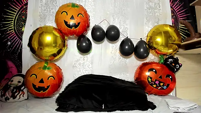 daarklover online show from October 2025 10:12:02 AM