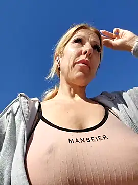 blondyruby online show from February 2026 10:38:01 AM