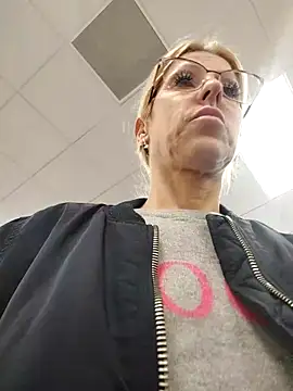 blondyruby online show from January 2026 09:36:01 AM