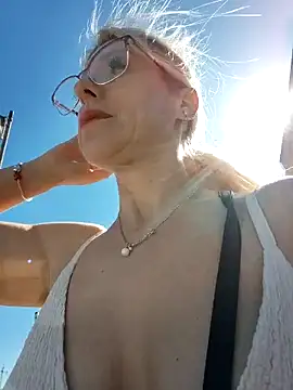 blondyruby online show from May 2026 08:43:02 AM