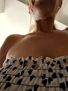 blondyruby online show from June 2026 10:46:02 AM