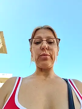 blondyruby online show from May 2026 08:01:01 AM