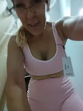 blondyruby online show from July 2026 10:00:01 AM