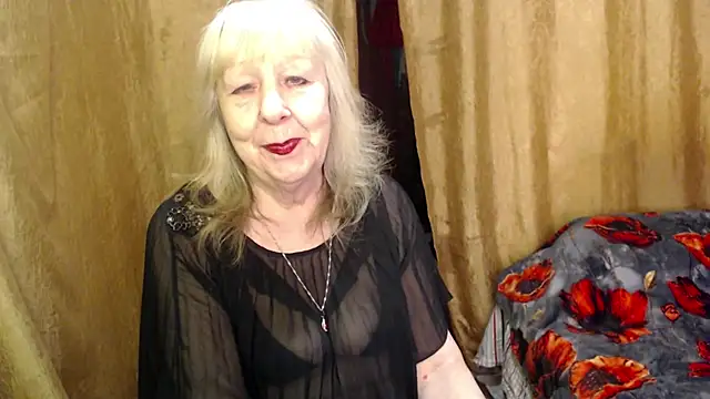Snapshot of _Estelitta_5 chatting on March 2025 07:04:02 AM  Estelitta 5 online show from March 2025 07:04:02 AM