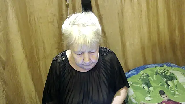 Snapshot of _Estelitta_5 chatting on February 2025 07:37:01 AM  Estelitta 5 online show from February 2025 07:37:01 AM