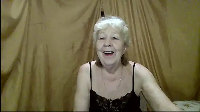 Snapshot of _Estelitta_5 chatting on March 2026 05:28:02 PM Estelitta 5 online show from March 2026 05:28:02 PM
