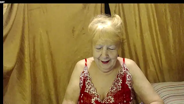 Snapshot of _Estelitta_5 chatting on November 2025 07:03:01 PM Estelitta 5 online show from November 2025 07:03:01 PM