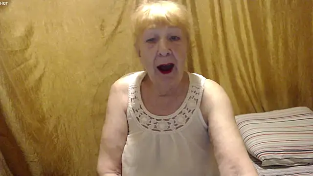 Snapshot of _Estelitta_5 chatting on October 2025 05:03:02 PM  Estelitta 5 online show from October 2025 05:03:02 PM