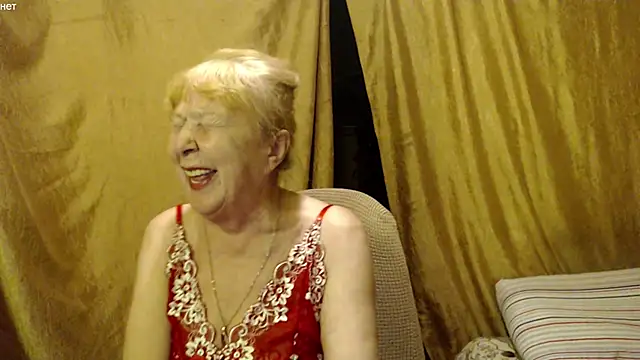 Snapshot of _Estelitta_5 chatting on October 2025 09:04:01 PM  Estelitta 5 online show from October 2025 09:04:01 PM