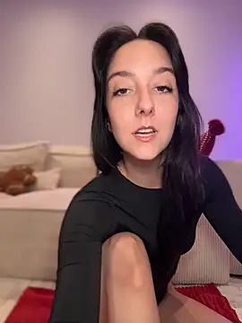 Snapshot of _Juliette chatting on May 2026 07:08:02 PM Juliette online show from May 2026 07:08:02 PM