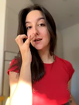 Snapshot of _Juliette chatting on October 2025 09:10:01 AM Juliette online show from October 2025 09:10:01 AM