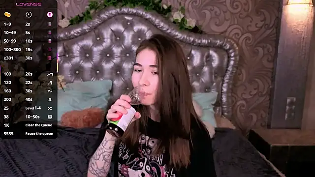 ashleyro1 online show from February 2026 01:55:01 PM