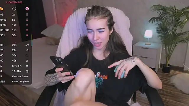 ashleyro1 online show from February 2026 01:31:02 PM