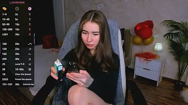 ashleyro1 online show from February 2026 01:12:01 PM