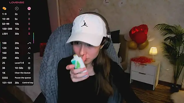 ashleyro1 online show from February 2026 01:13:01 PM