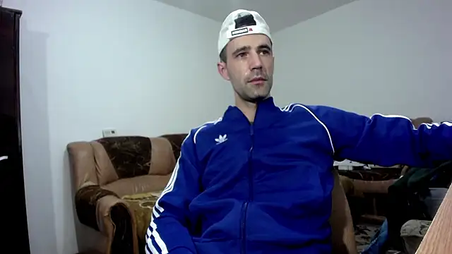 I like older menn online show from February 2026 05:49:01 AM