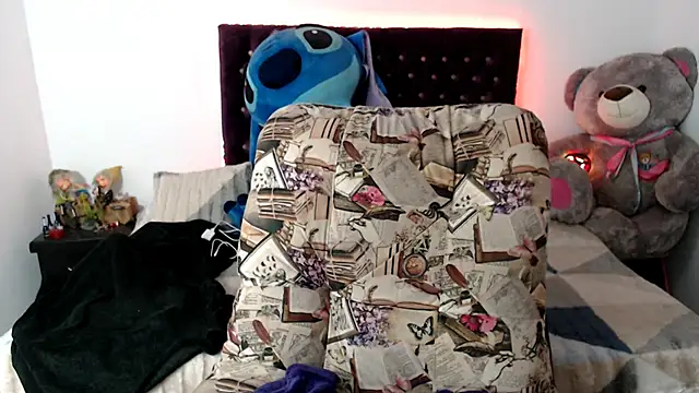 Lorenahot 06 online show from April 2026 09:39:33 PM