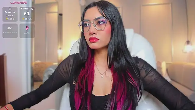 AzuraKindong online show from February 2026 07:24:01 PM