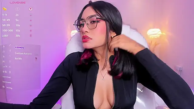 AzuraKindong online show from March 2026 07:24:02 PM