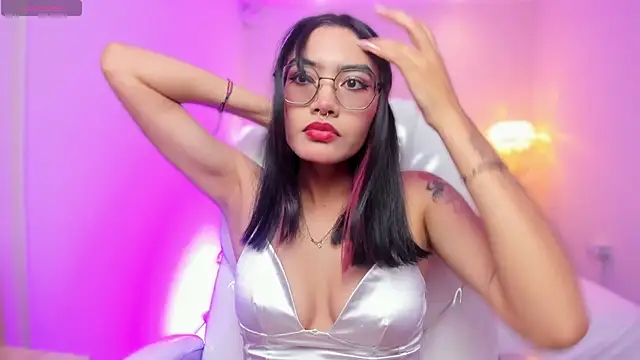 AzuraKindong online show from March 2026 07:03:01 PM