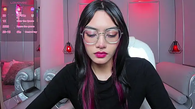 AzuraKindong online show from December 2025 07:19:02 PM