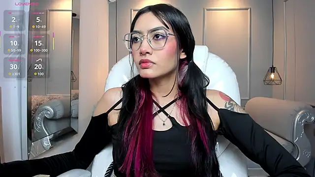 AzuraKindong online show from January 2026 07:28:02 PM