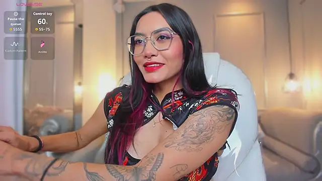 AzuraKindong online show from February 2026 07:21:02 PM