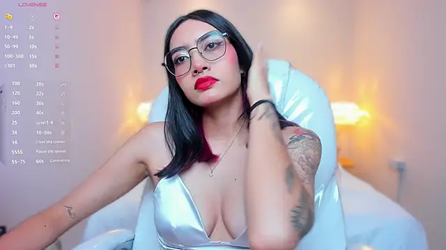 AzuraKindong online show from March 2026 07:26:02 PM