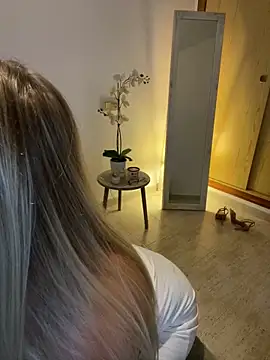 Snapshot of ChristyAdair chatting on February 2025 09:38:02 PM ChristyAdair online show from February 2025 09:38:02 PM