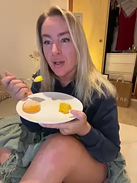 Snapshot of ChristyAdair chatting on January 2025 07:28:02 PM ChristyAdair online show from January 2025 07:28:02 PM