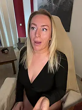 Snapshot of ChristyAdair chatting on March 2025 06:23:01 PM ChristyAdair online show from March 2025 06:23:01 PM