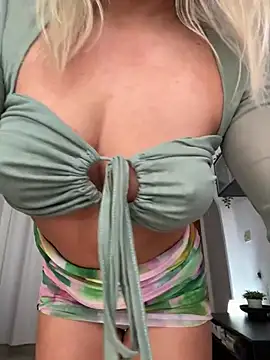 Snapshot of ChristyAdair chatting on March 2025 09:21:01 AM ChristyAdair online show from March 2025 09:21:01 AM